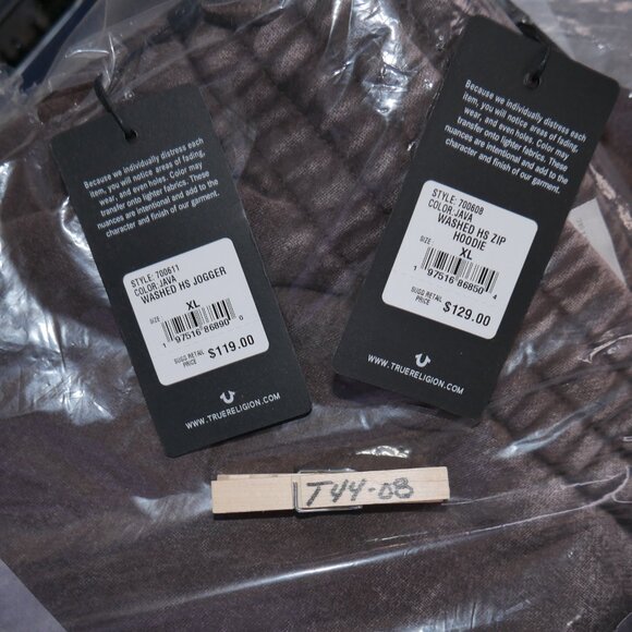 True Religion 2 Piece Sweatsuit Men's Fleece Tracksuit Java Brown Gift Set NWT - Picture 9 of 9